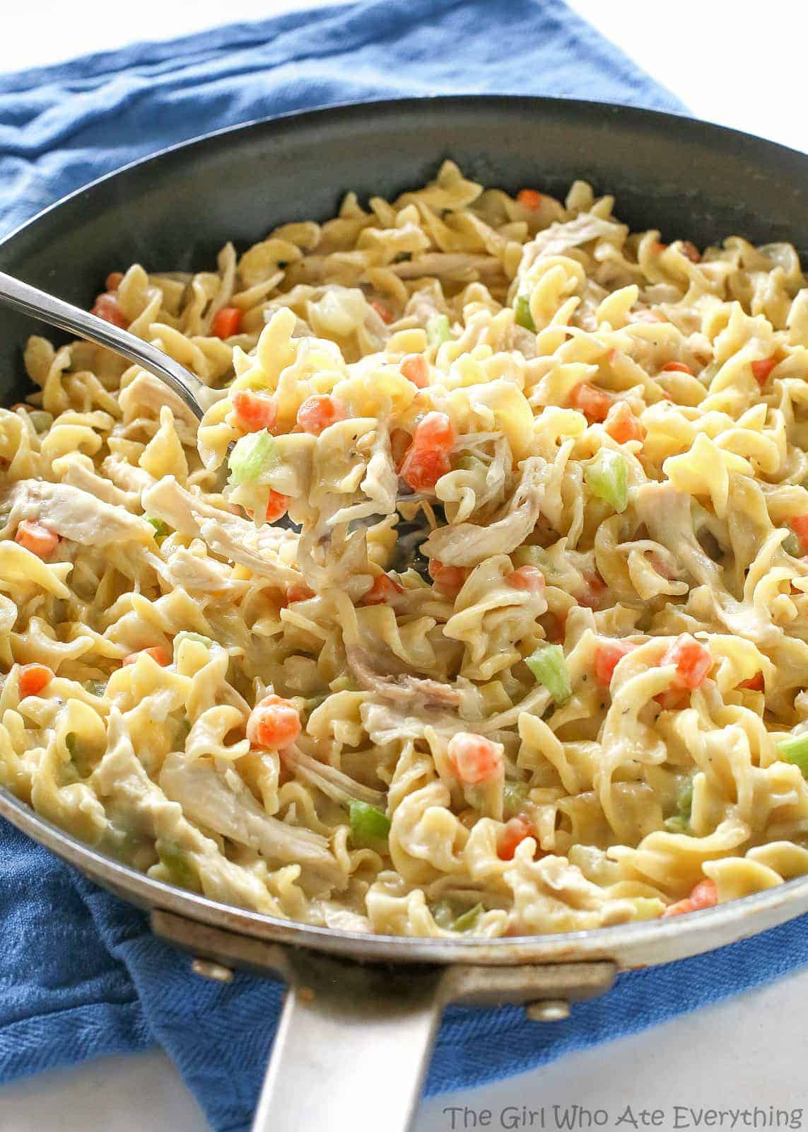 One-Skillet Creamy Chicken Noodles: Fast & Better Than Takeout